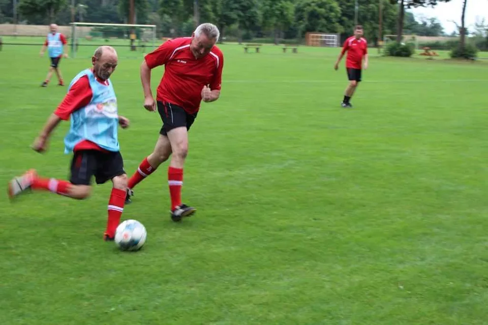 Fußballturnier im Fürstenberger Stadion – Bild 6