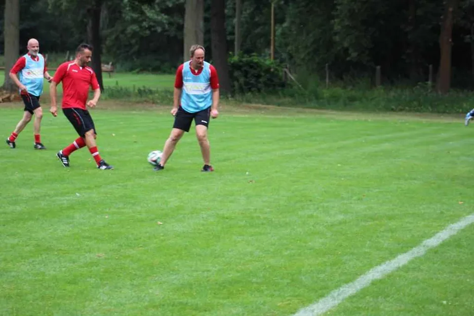 Fußballturnier im Fürstenberger Stadion – Bild 9