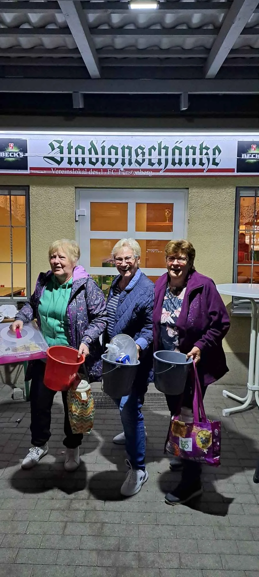 Vorbereitungen zum Schlachtefest – Bild 11