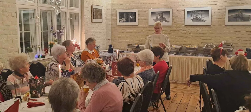 Weihnachtsfeier der Turnerfrauen – Bild 8